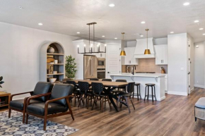 Reunion HQ home